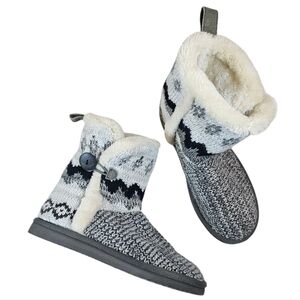 American Eagle Outfitters Cozy Knit Booties - Faux Fur Interior, US Size 7 - EUC